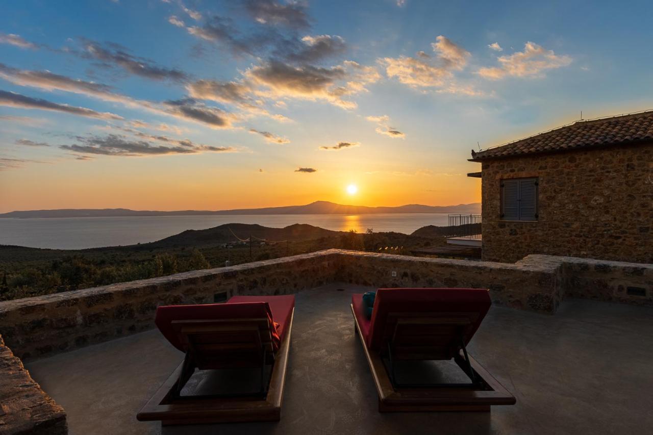Zen Rocks Resort Kalianeika Luaran gambar